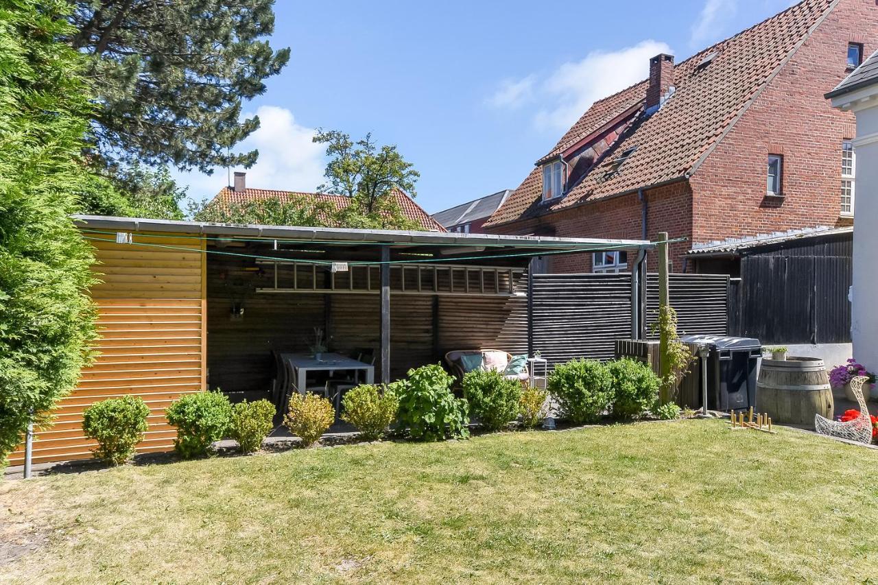 Sweethome Guesthouse Esbjerg Exterior foto